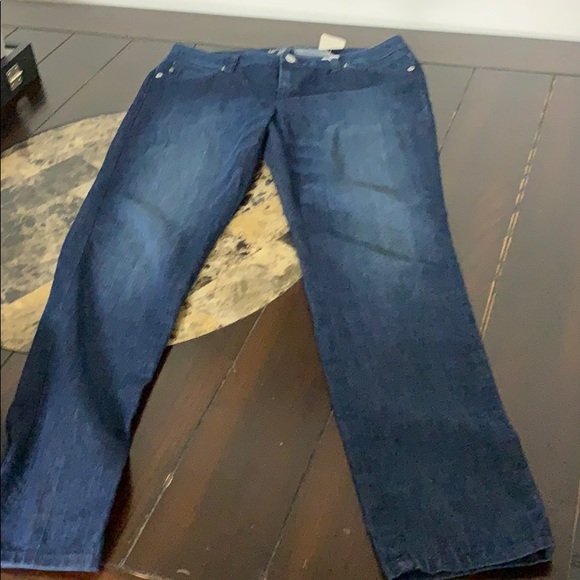 Jeans - Picture 3 of 4